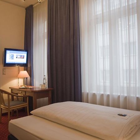 Hotel Fuerst Bismarck Hamburk Pokoj fotografie